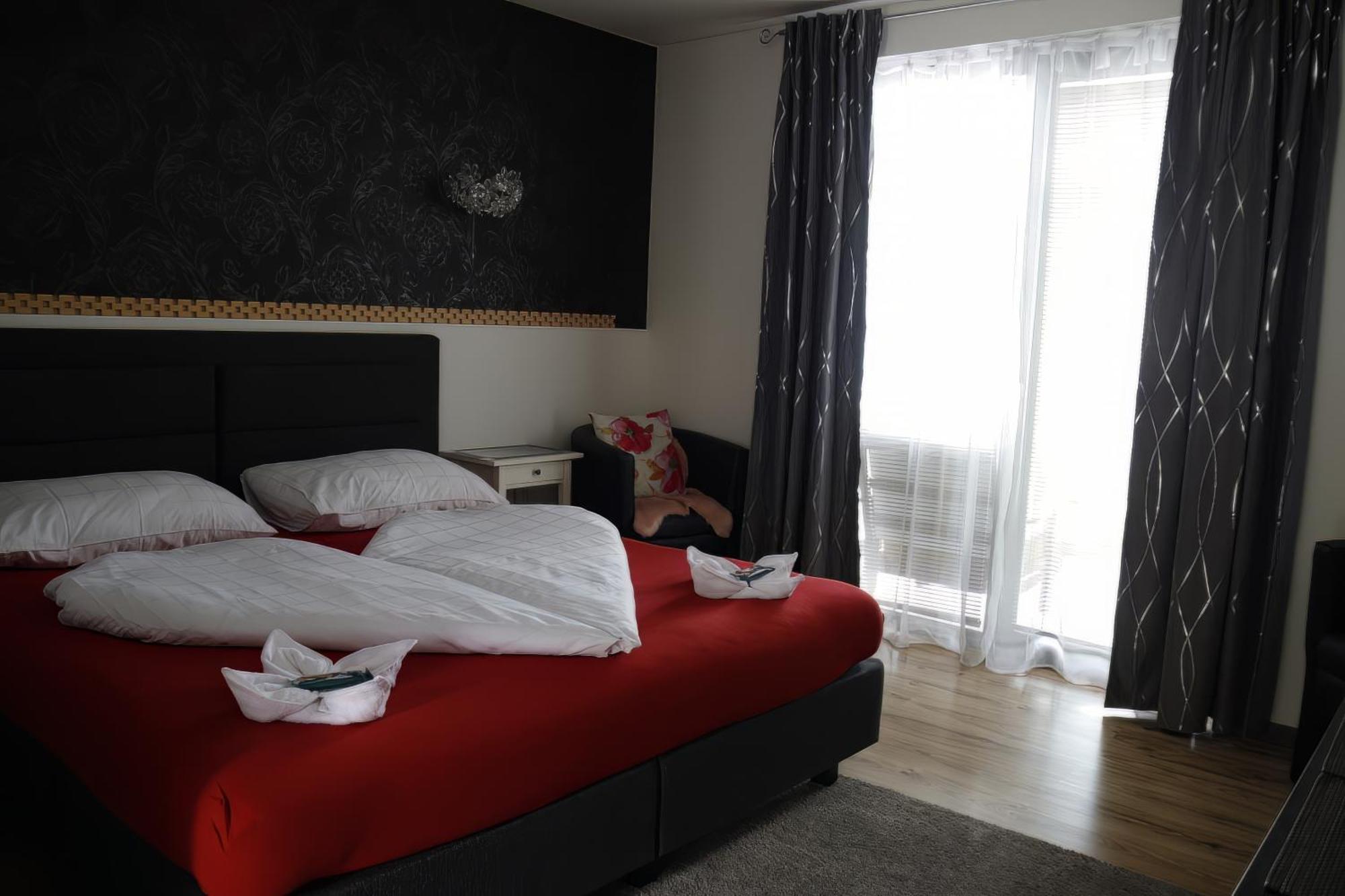 Apartman Navrchu เบรซโน ภายนอก รูปภาพ